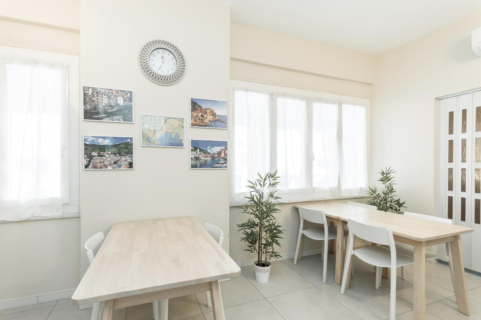 Vittorioveneto126 Acomodação com café da manhã La Spezia Exterior foto